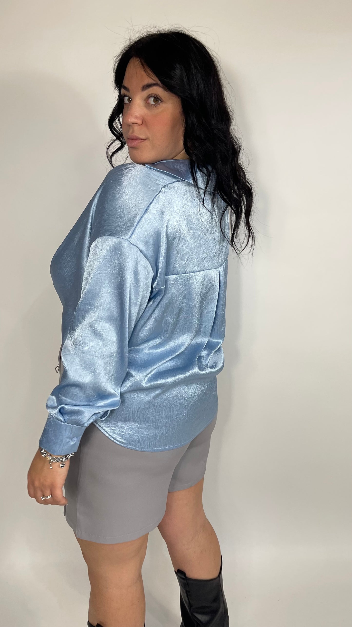 Camicia Crop Curvy Azzurra