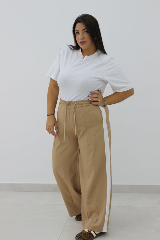 T-shirt basic con spallina oversize