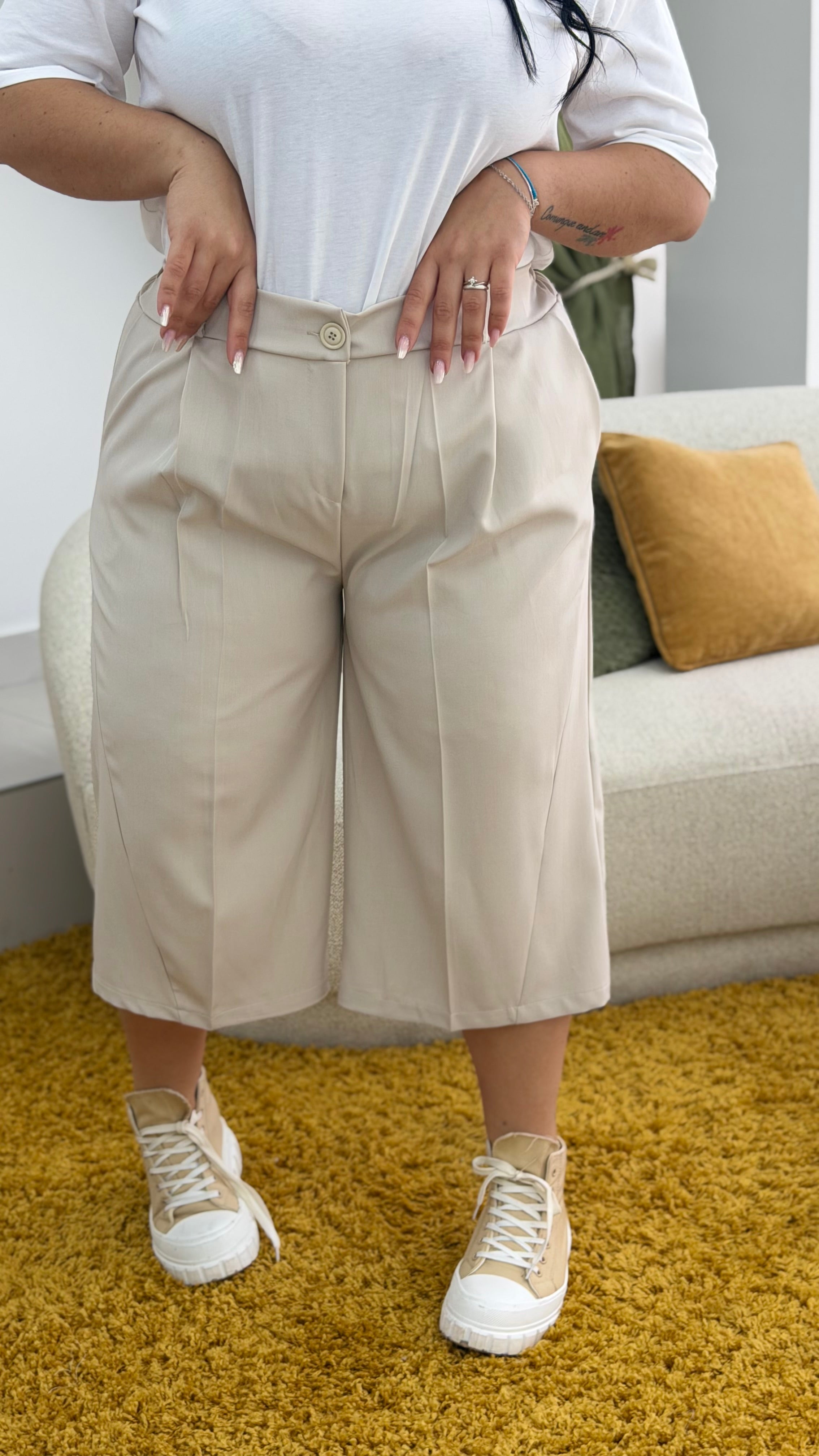 Bermuda Must Have Curvy