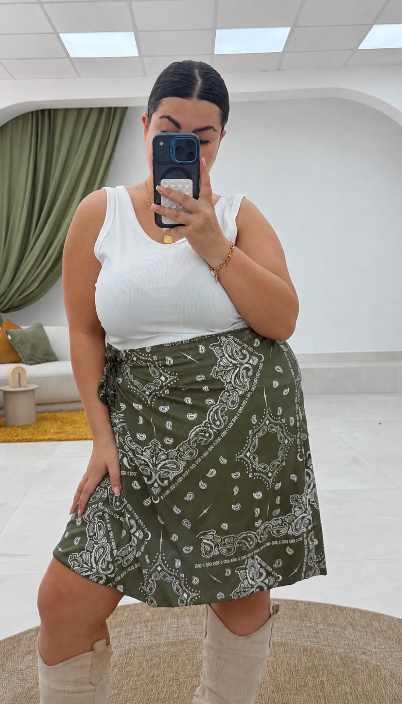 Gonna bandana e animalier curvy