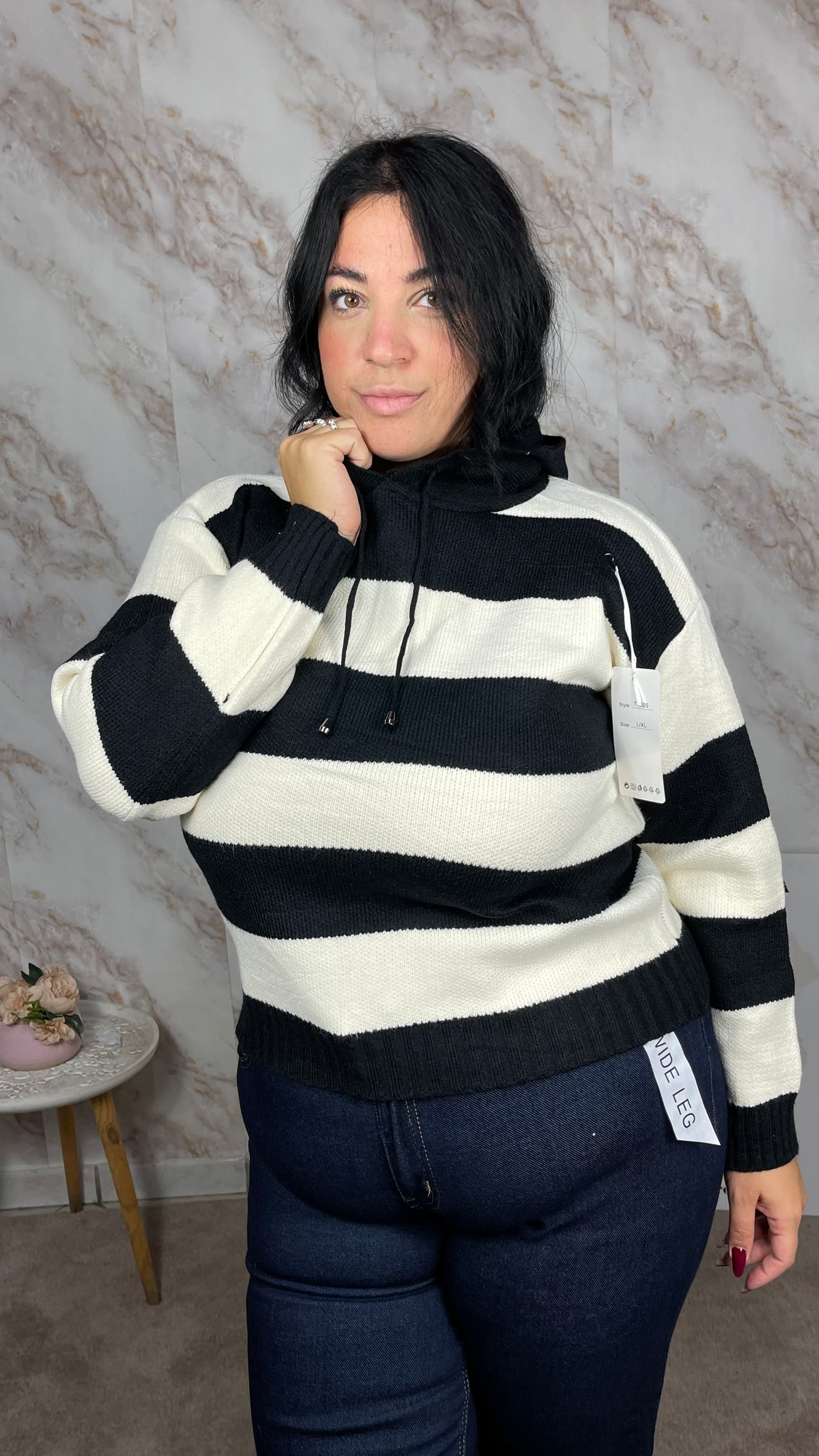 Maglione con cappuccio Slim & Curvy vari colori