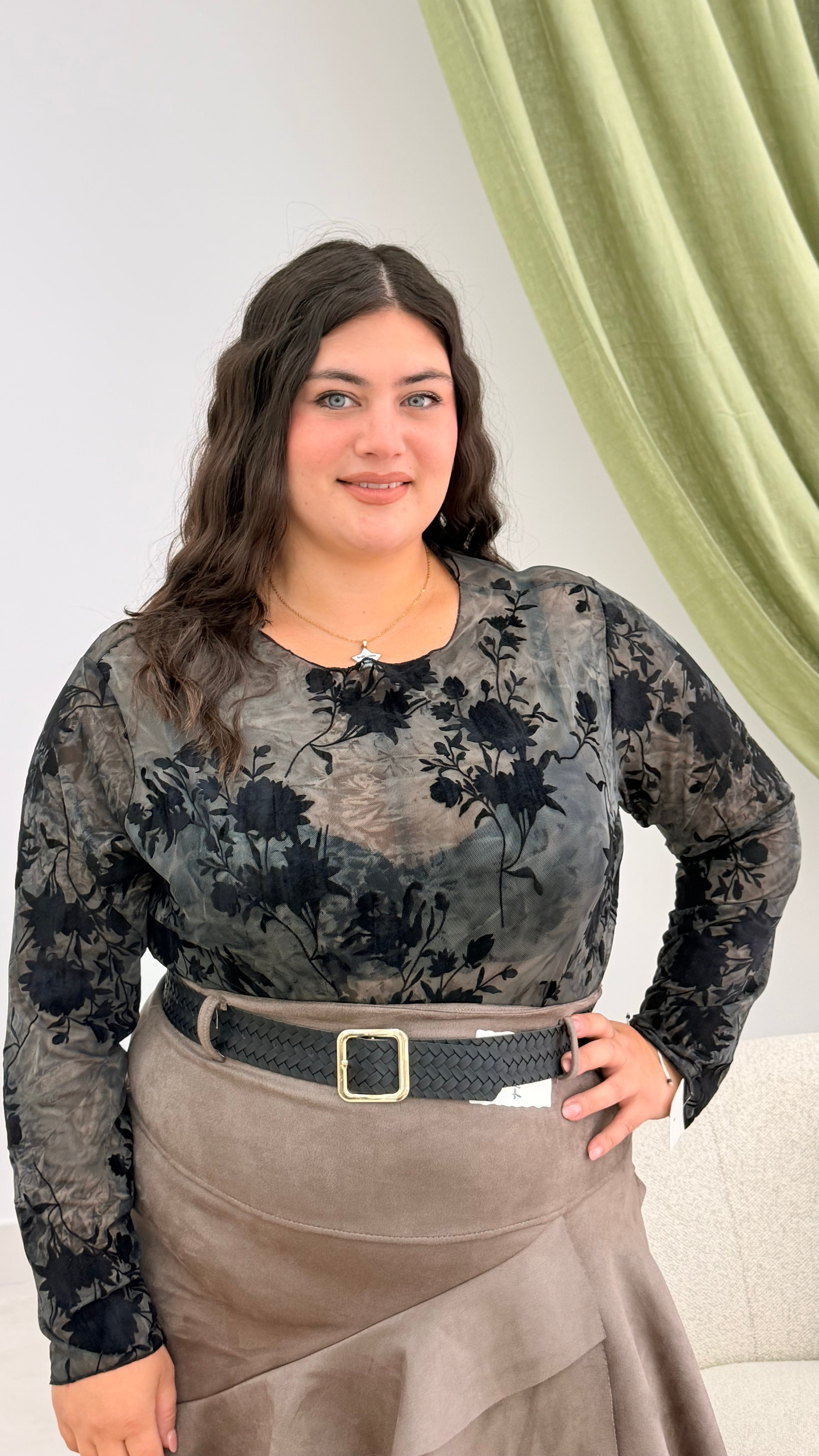 Body Rosy Curvy