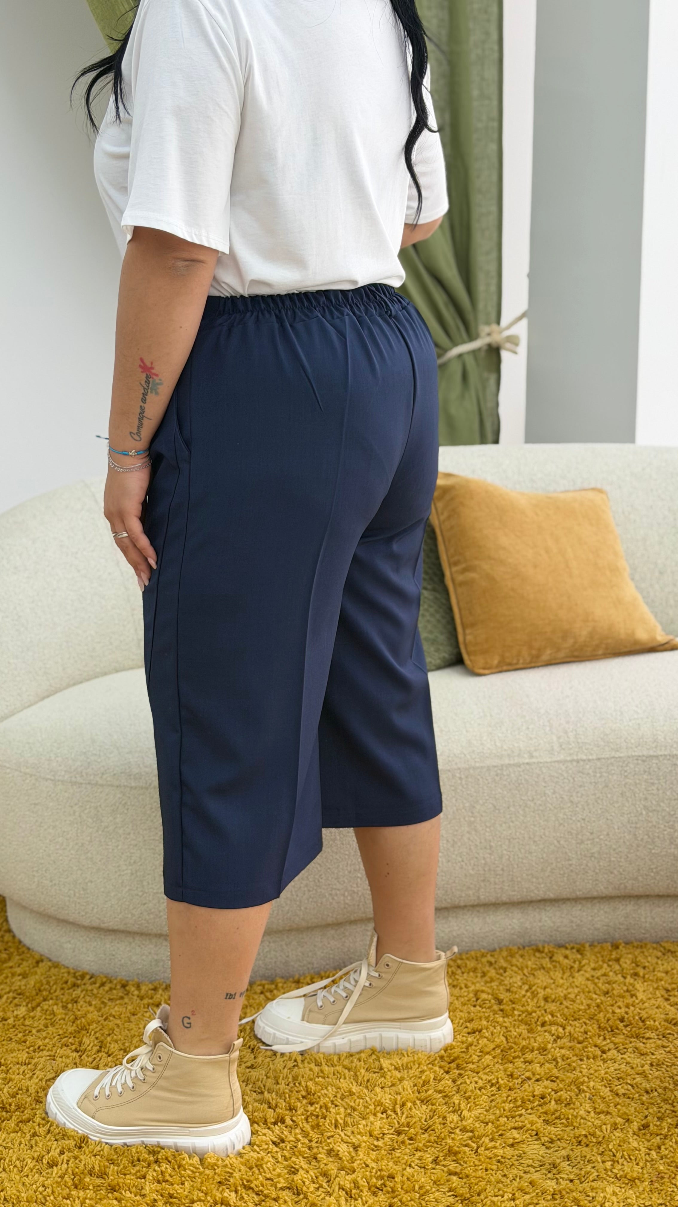 Bermuda Must Have Curvy