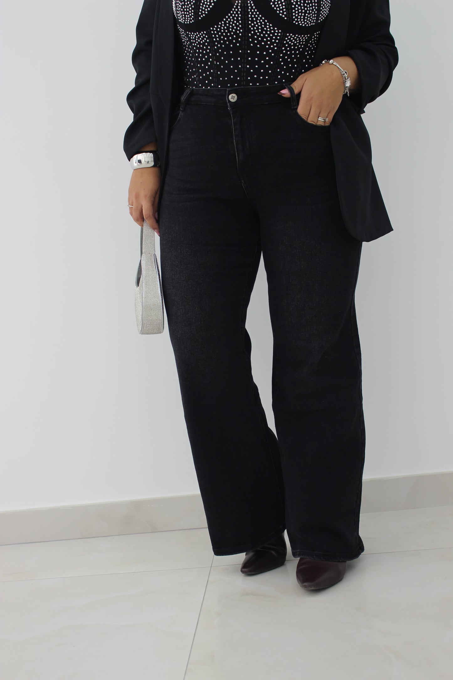 Jeans zampa nero lavagna (42/52)