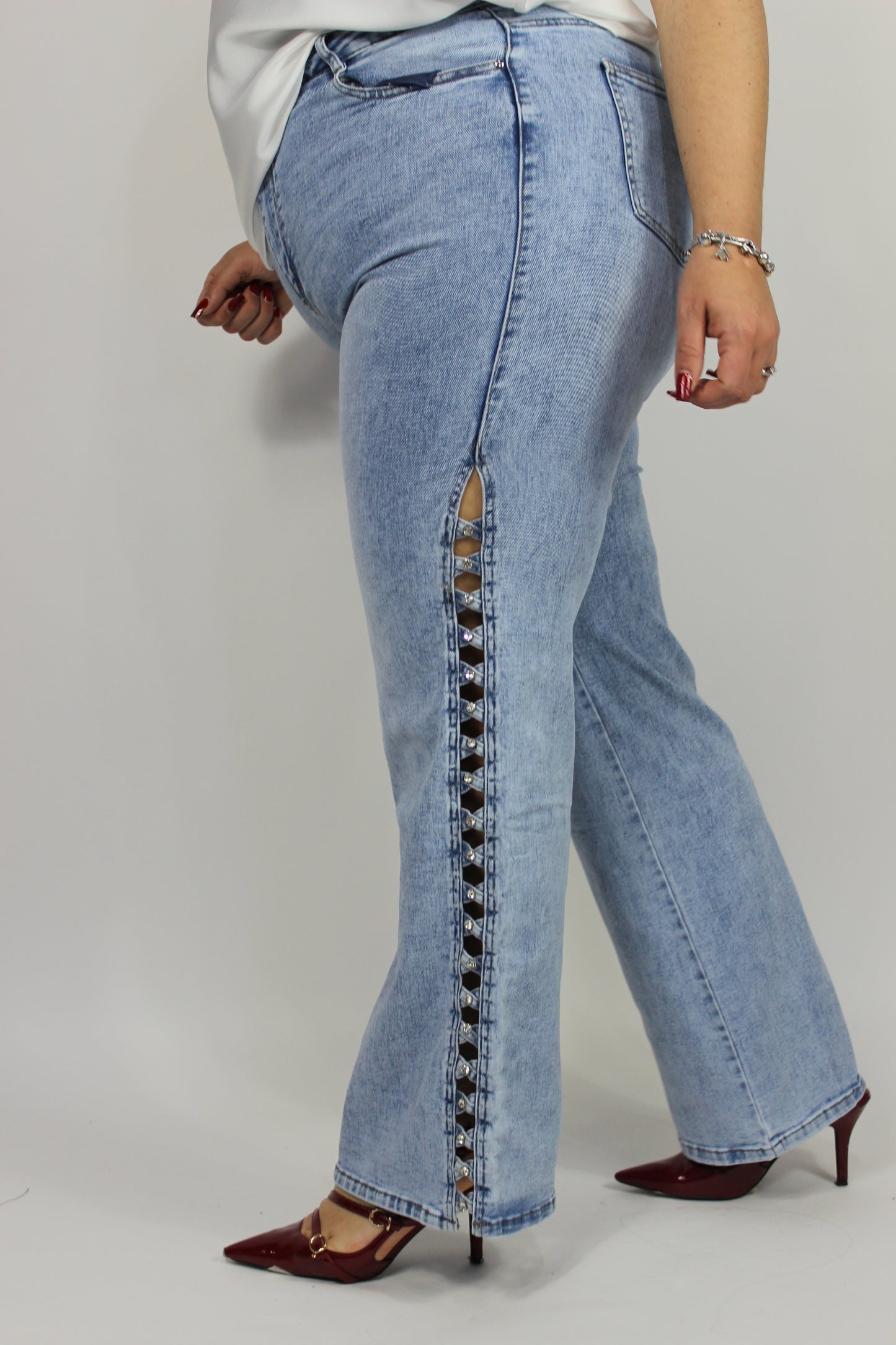 Jeans con fori (42/52)