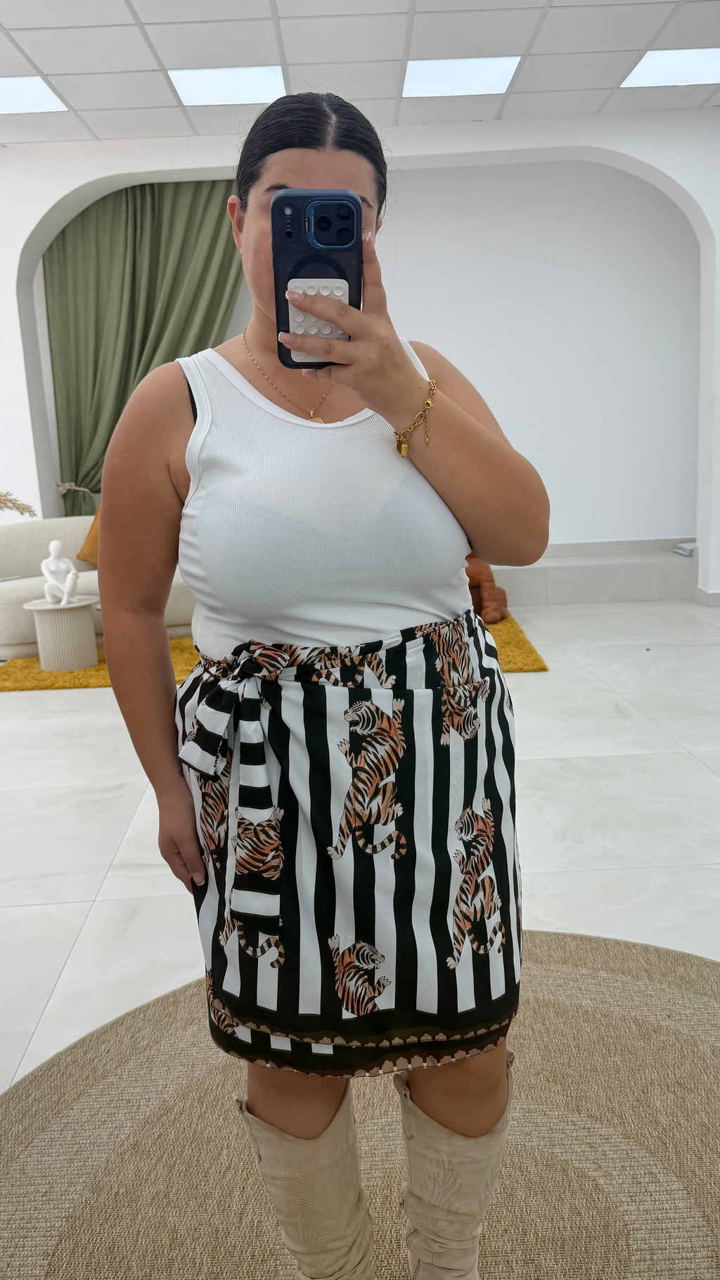 Gonna bandana e animalier curvy