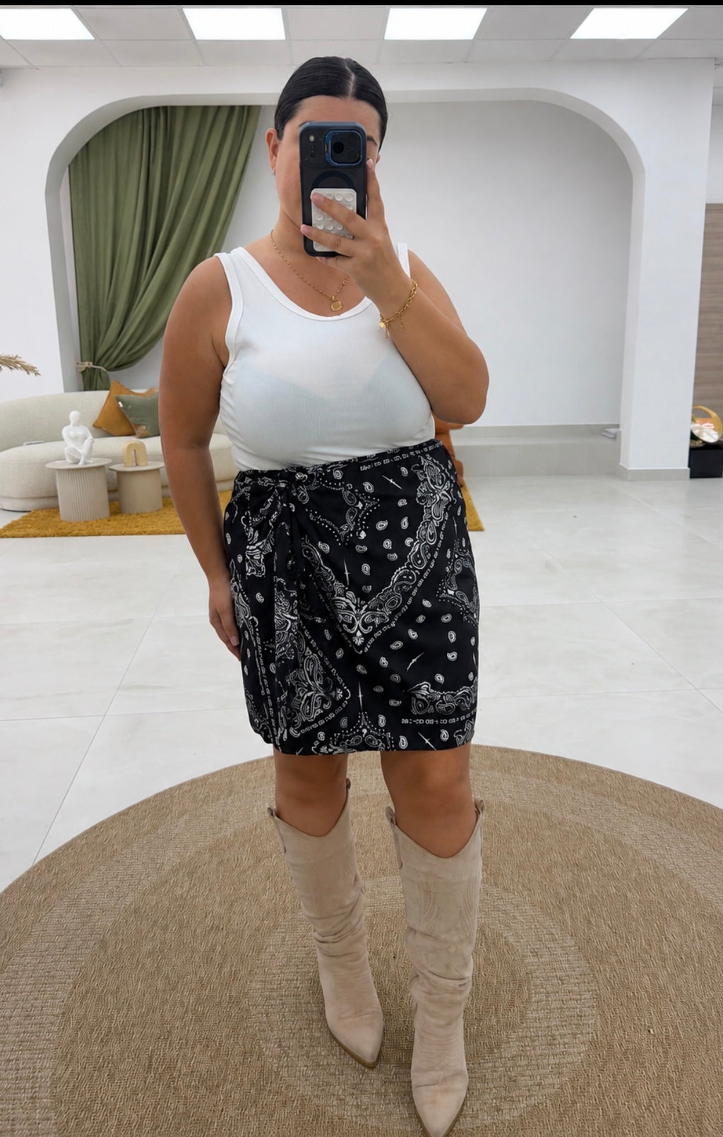 Gonna bandana e animalier curvy