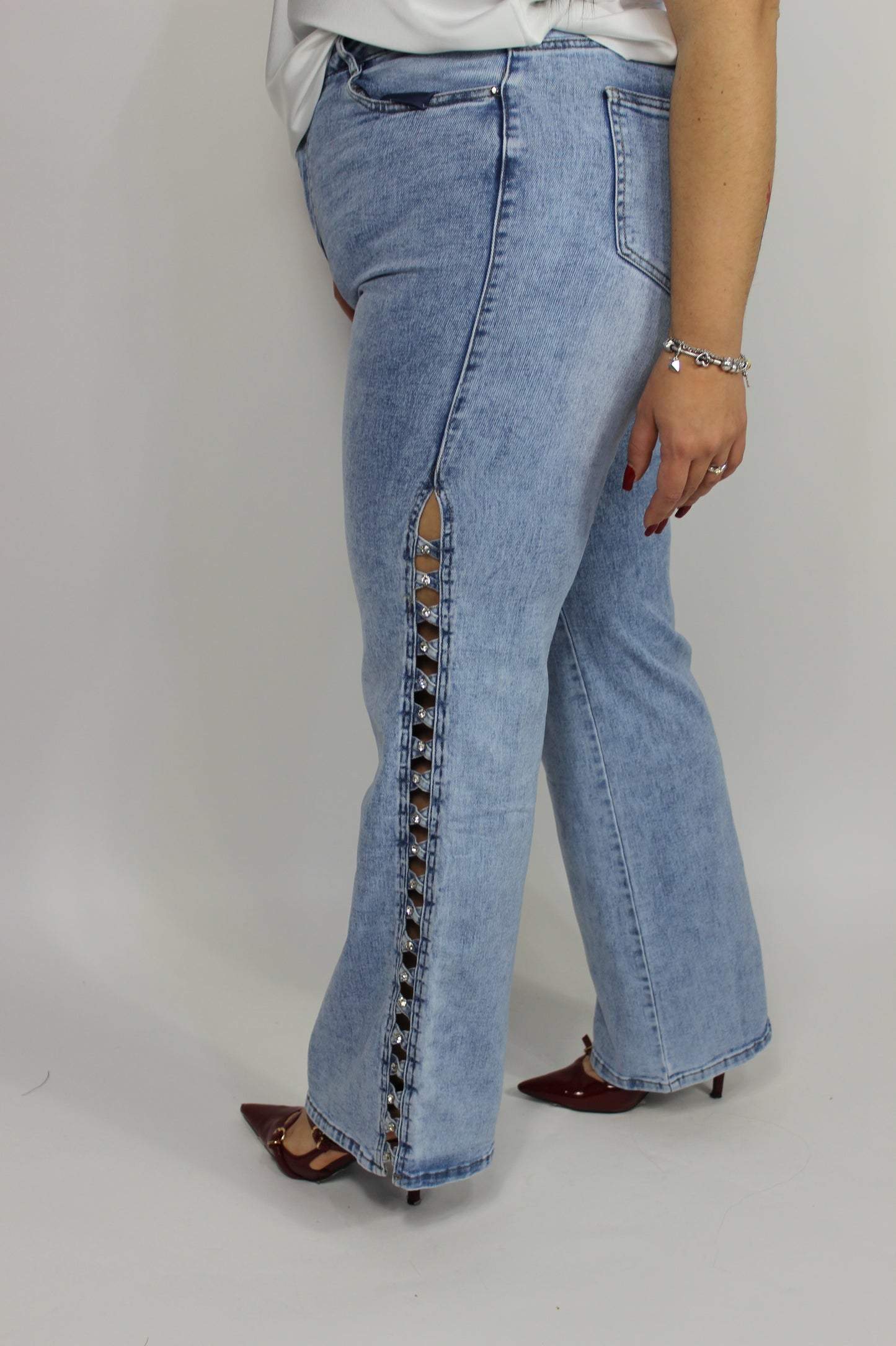 Jeans con fori (42/52)